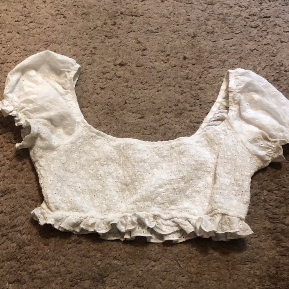White hippy style crop top!